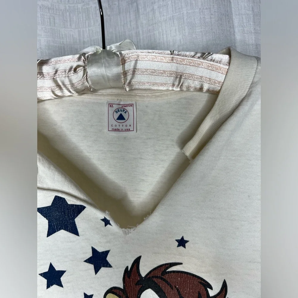 DELTA TAS THE TASMANIAN DEVIL VTG TEE TSHIRT XL USA Looney Tunes - Picture 3 of 12